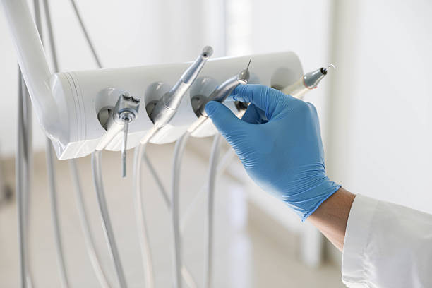 Professional Emergency Dentist technician working in Nicholson, GA